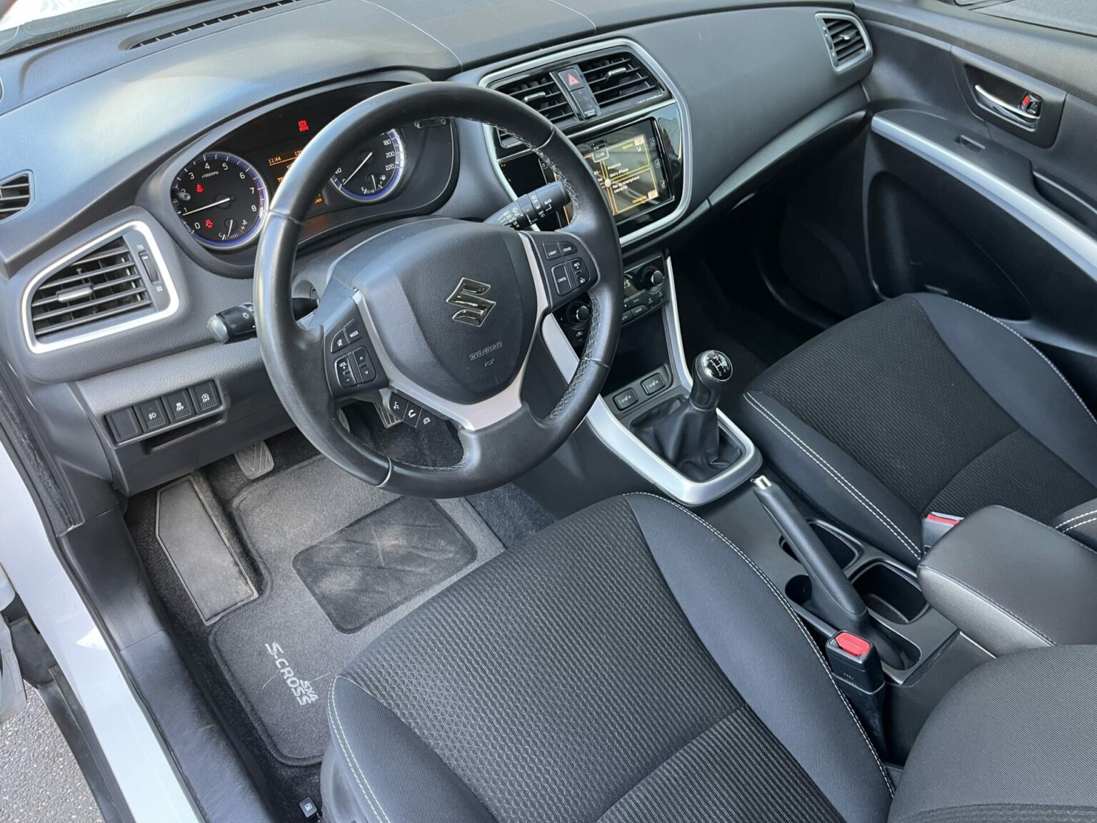 Véhicule occasion BH Motors