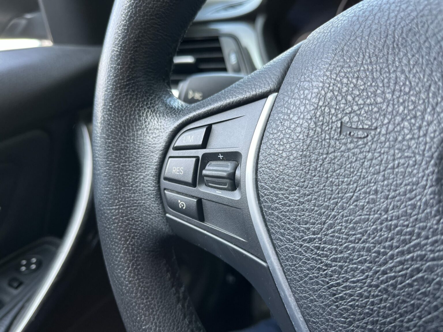 Véhicule occasion BH Motors