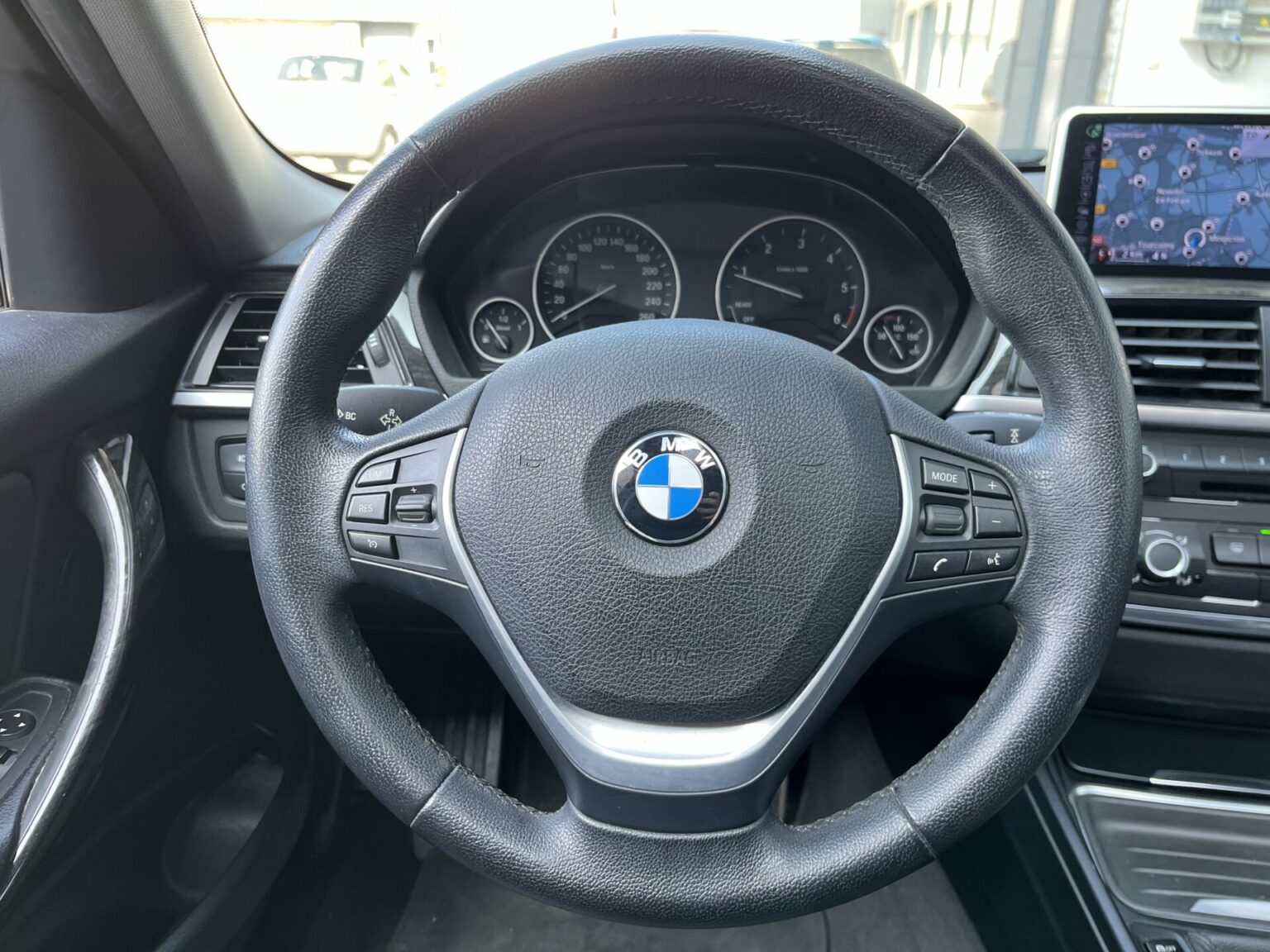 Véhicule occasion BH Motors