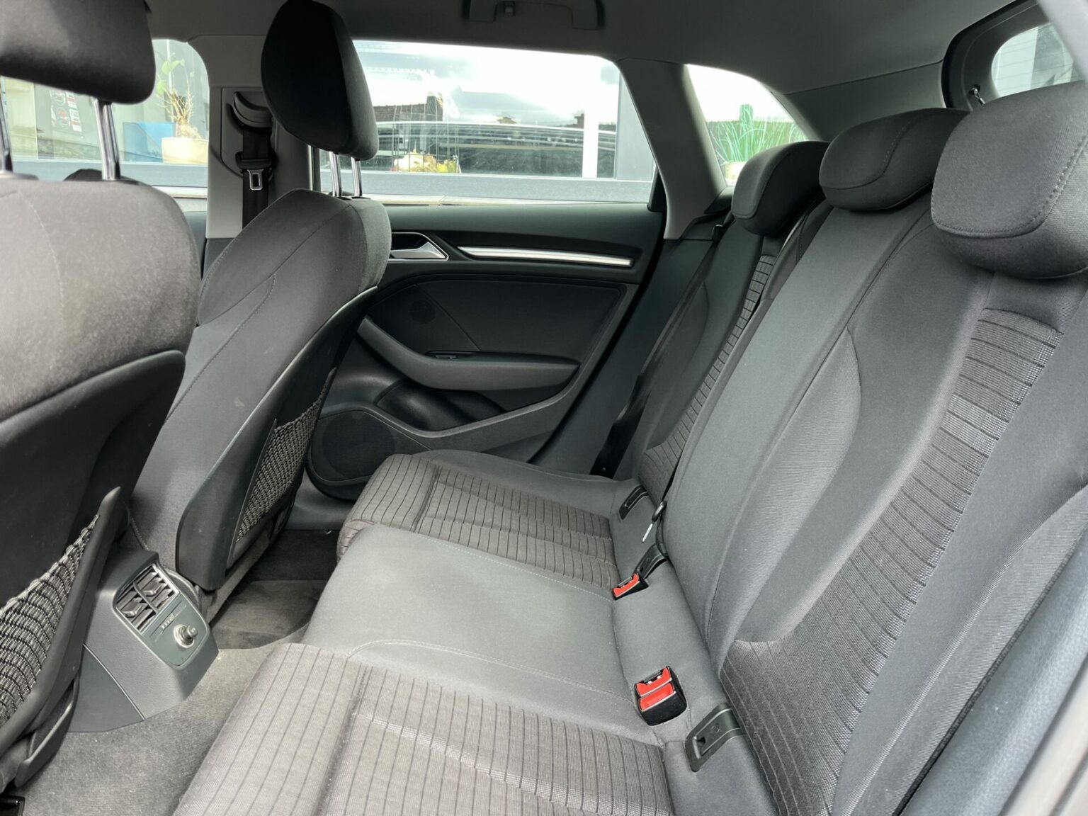 Véhicule occasion BH Motors