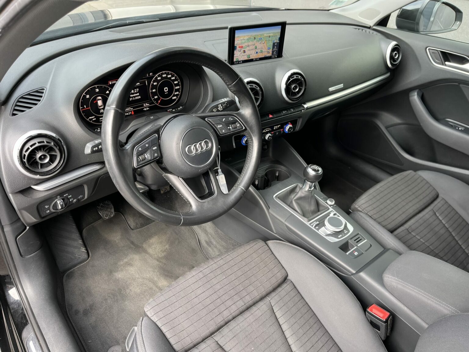 Véhicule occasion BH Motors