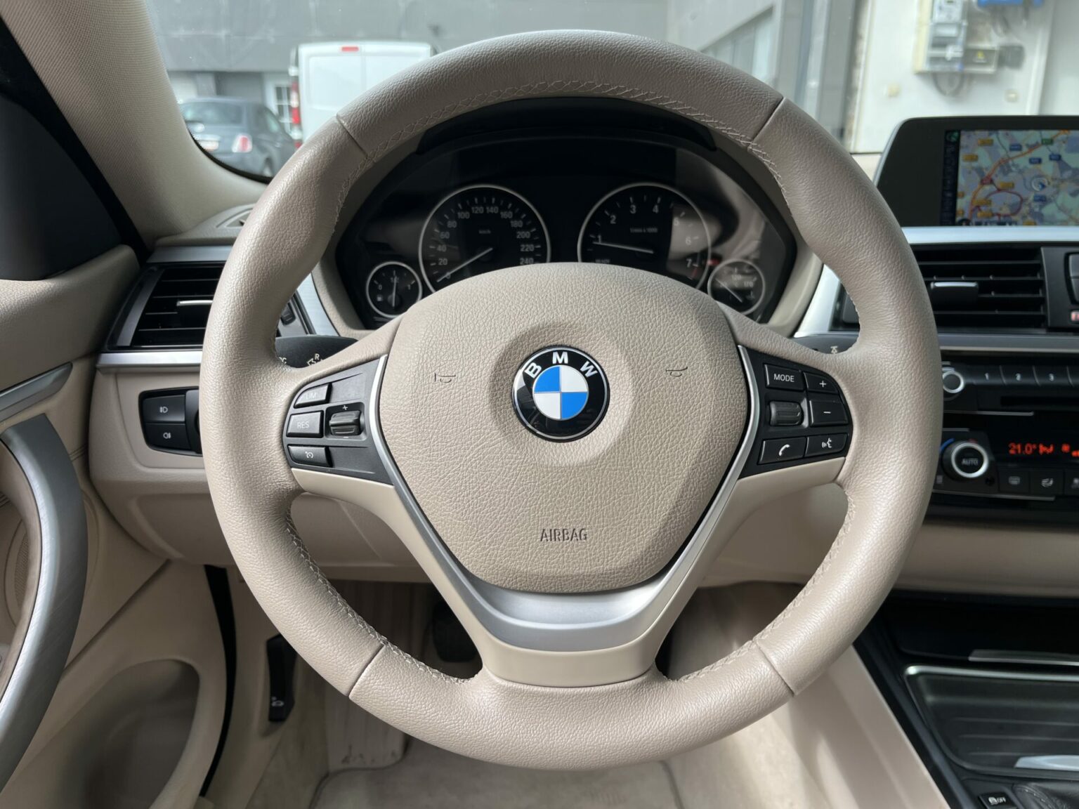 Véhicule occasion BH Motors