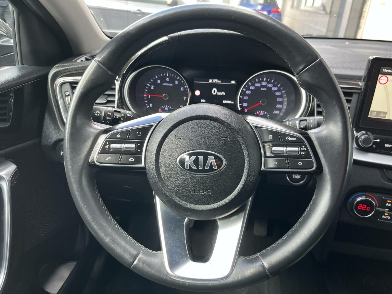 Véhicule occasion BH Motors