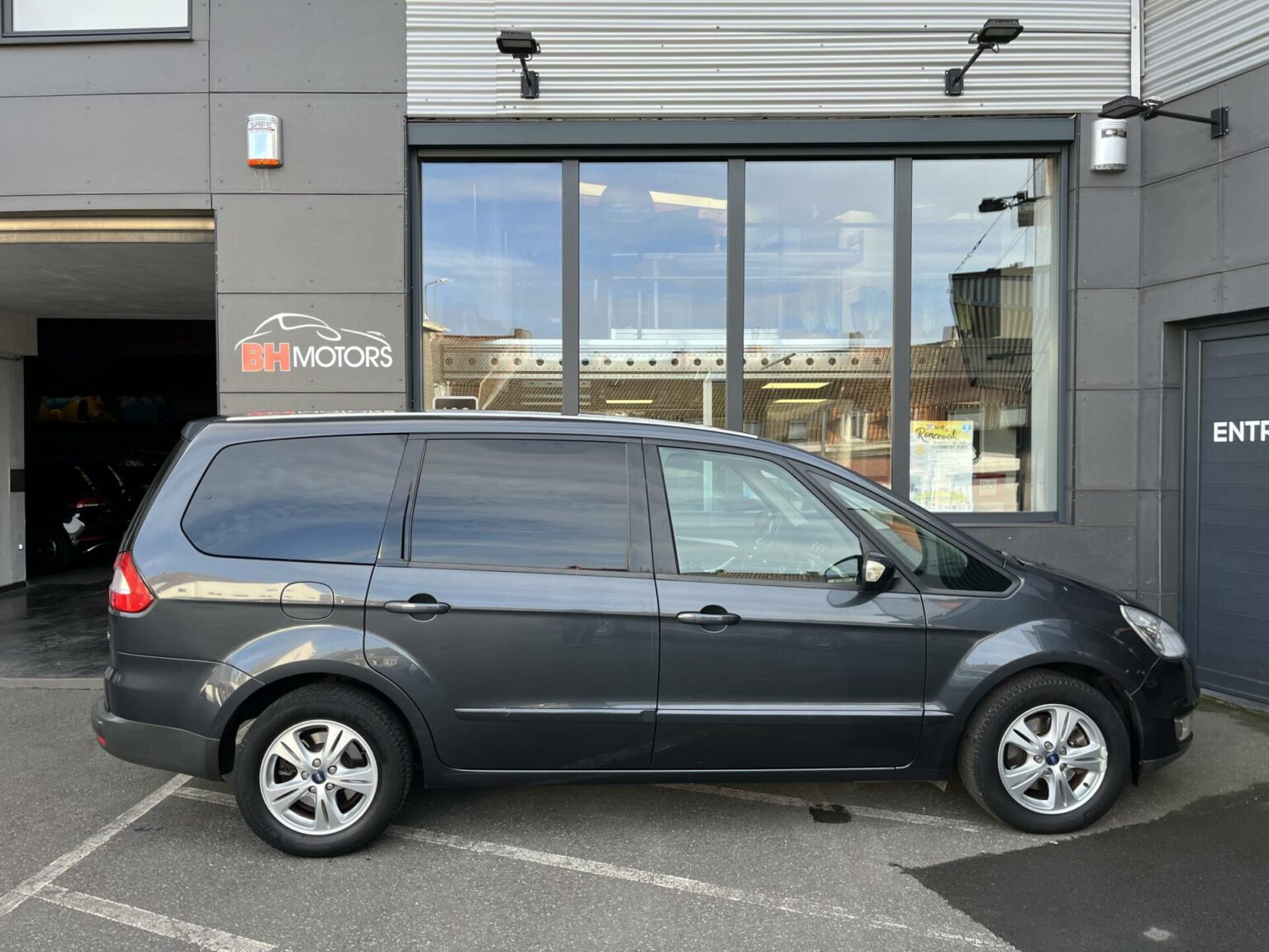 Véhicule occasion BH Motors