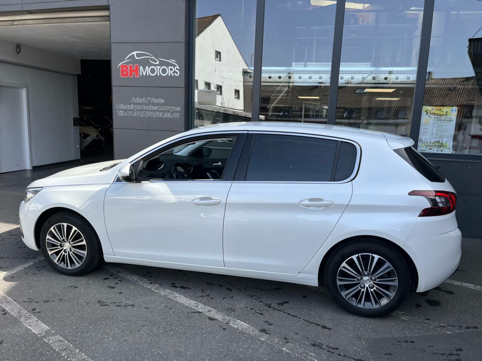 Véhicule occasion BH Motors