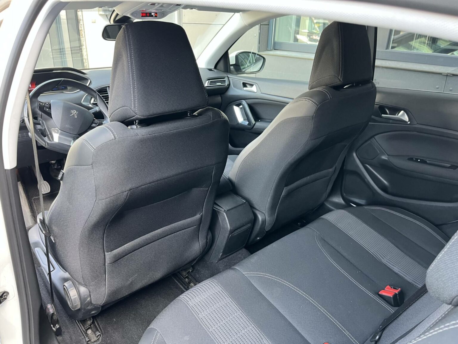 Véhicule occasion BH Motors