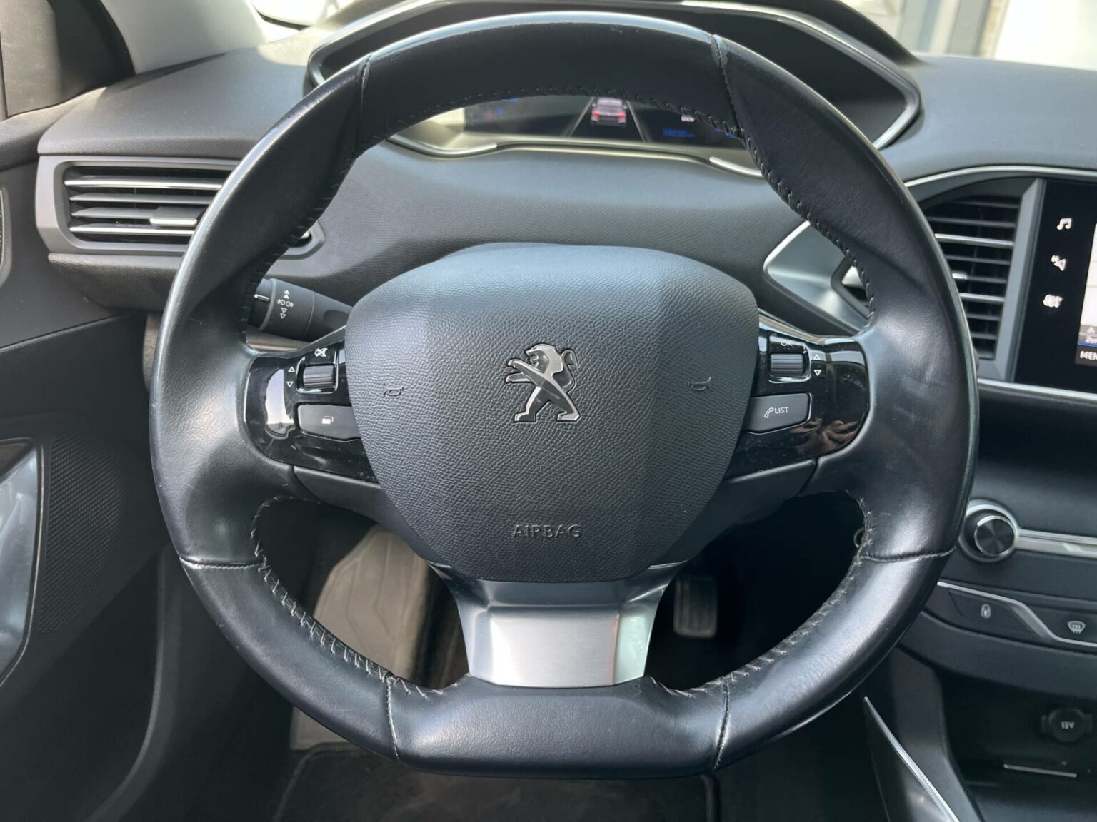 Véhicule occasion BH Motors