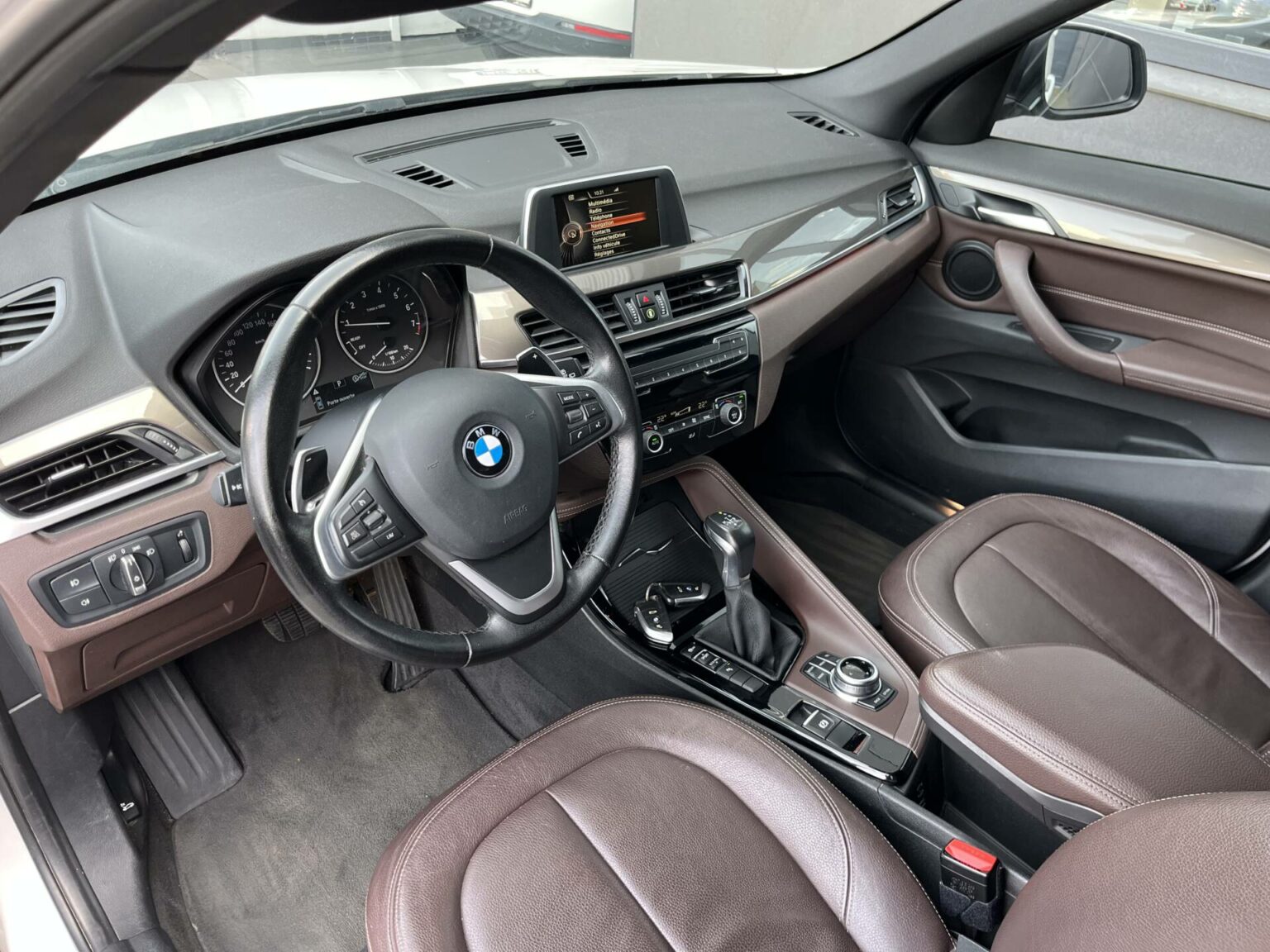 Véhicule occasion BH Motors