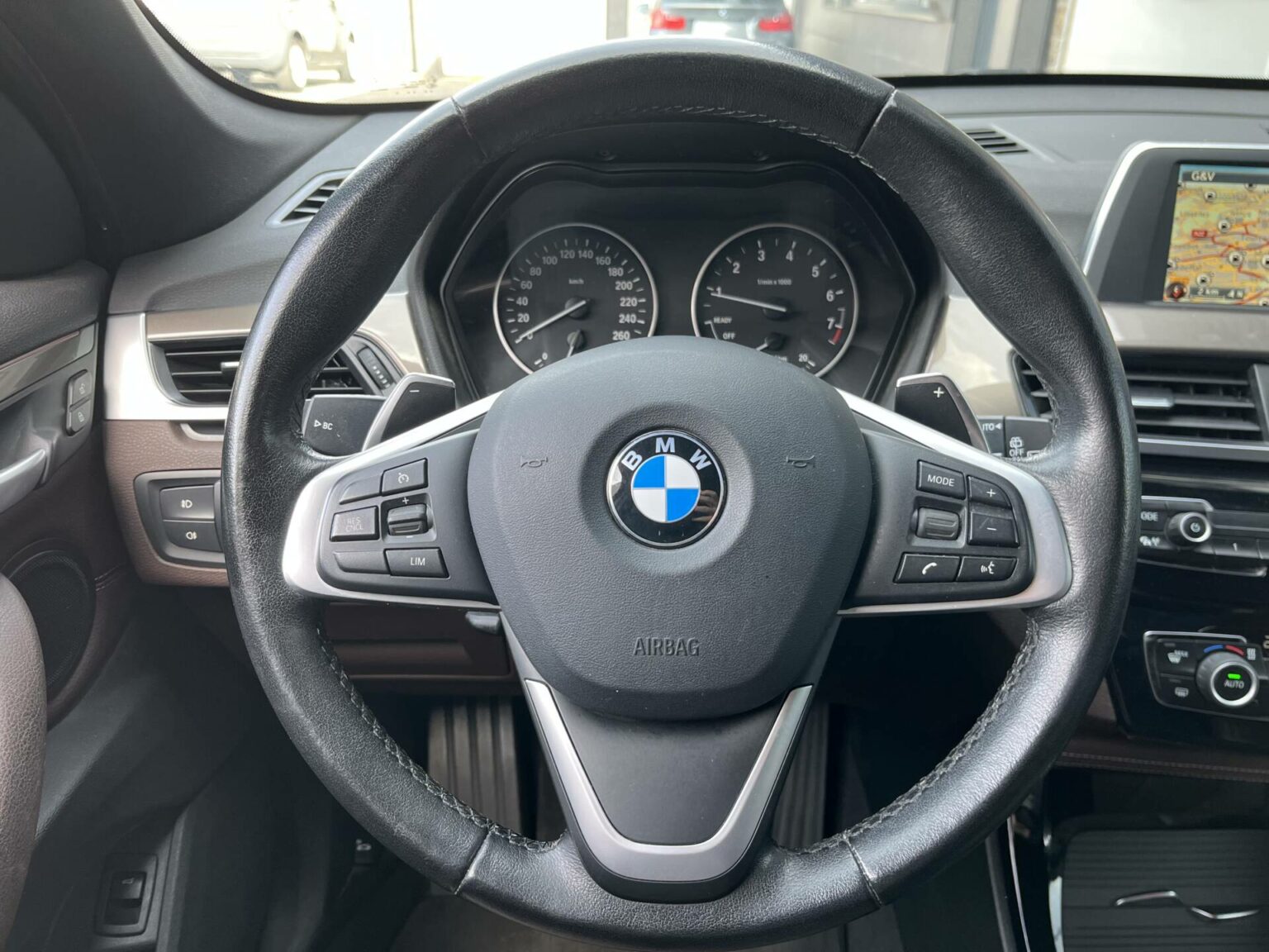 Véhicule occasion BH Motors