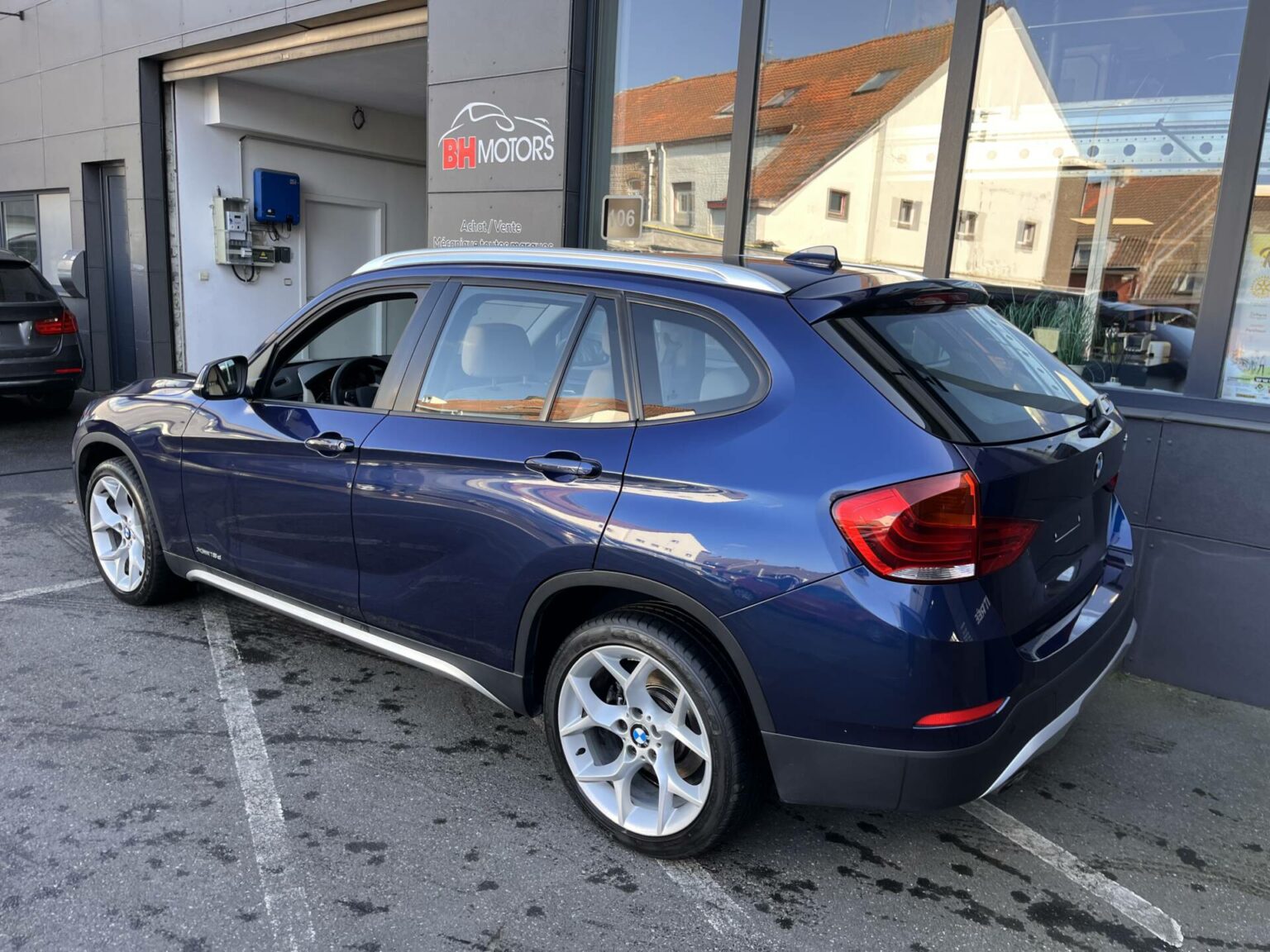 Véhicule occasion BH Motors