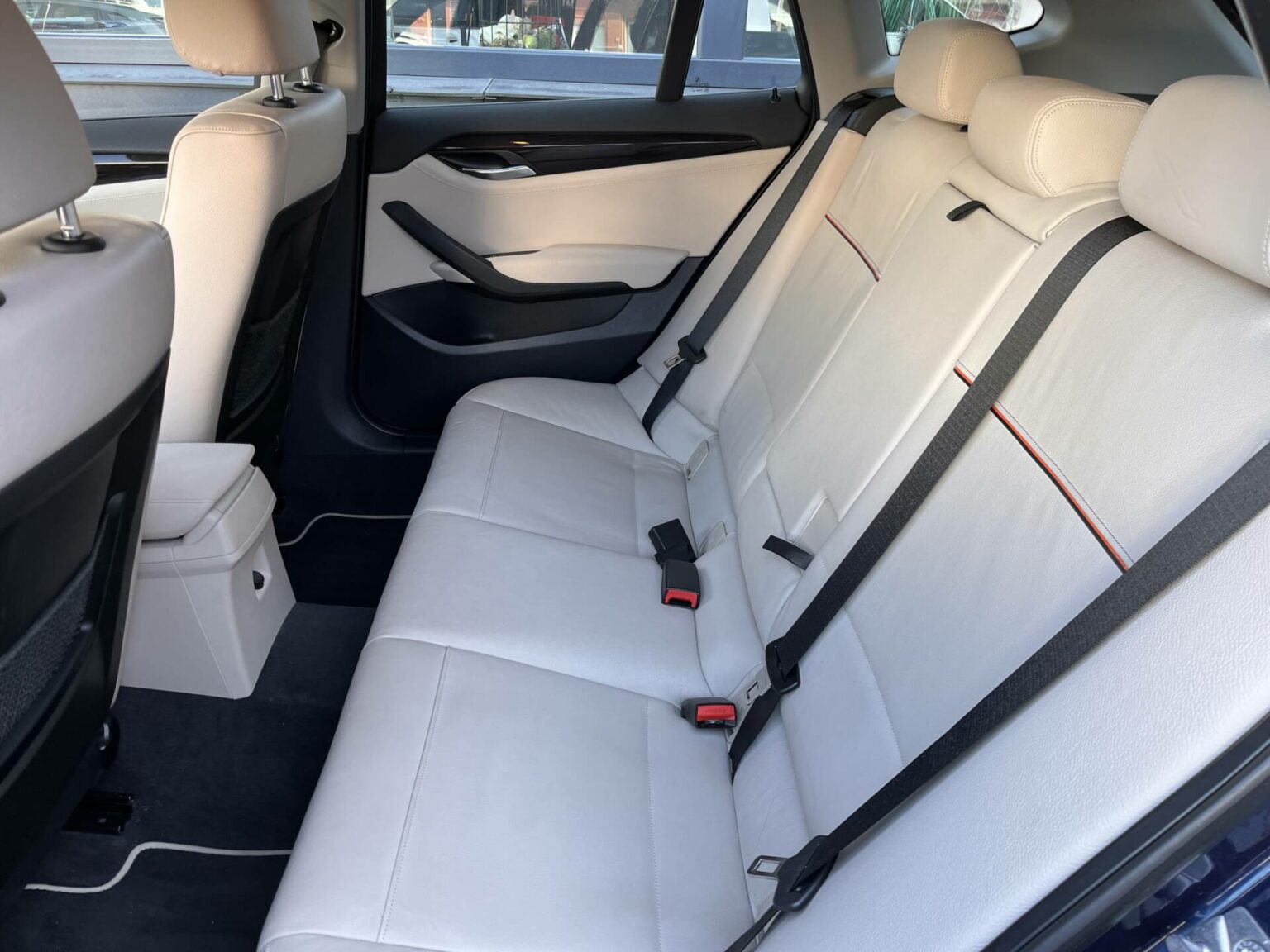 Véhicule occasion BH Motors