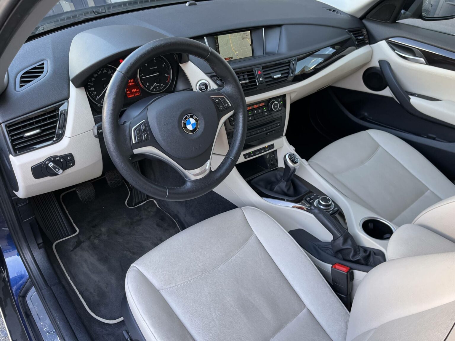 Véhicule occasion BH Motors