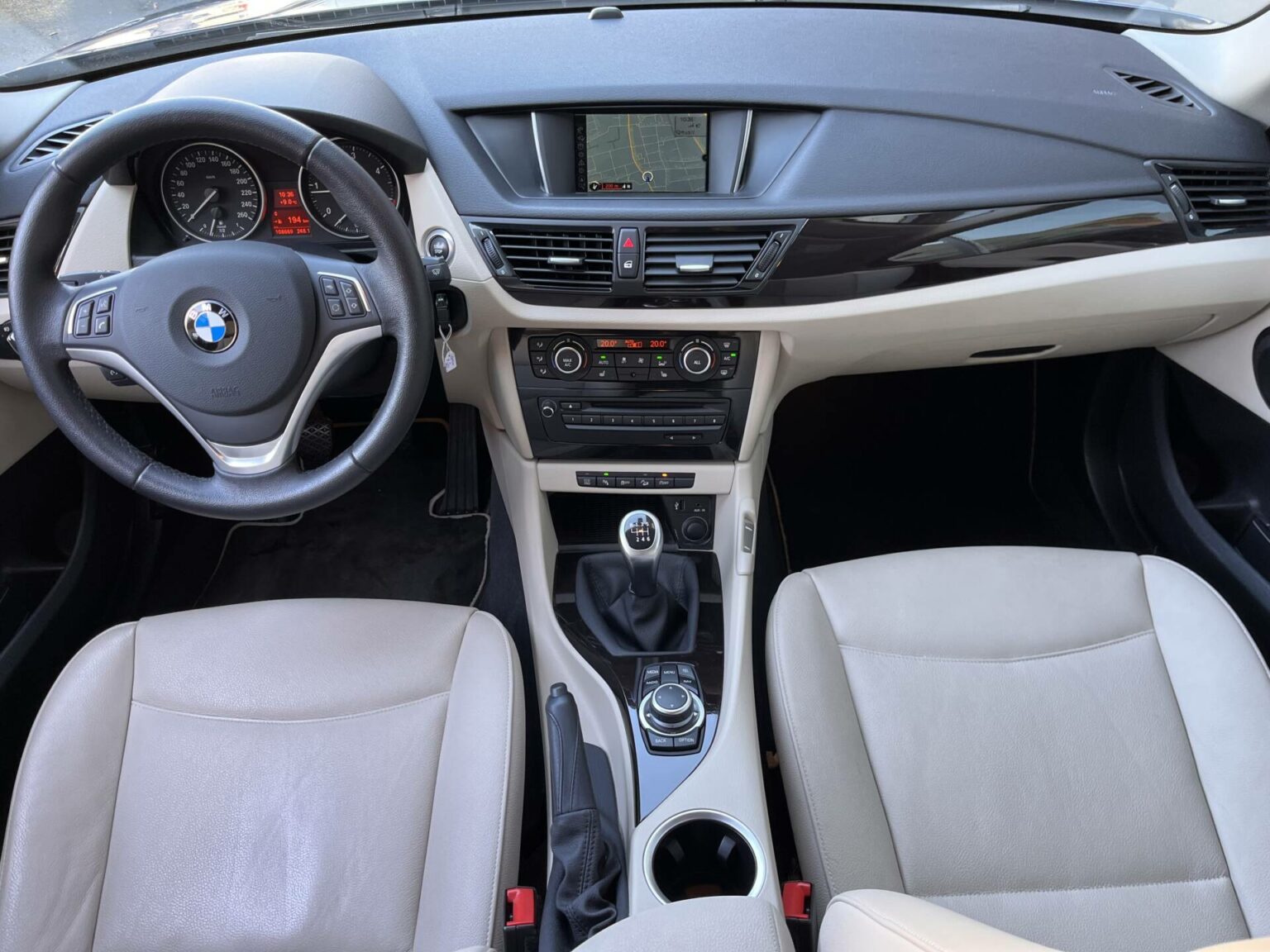 Véhicule occasion BH Motors