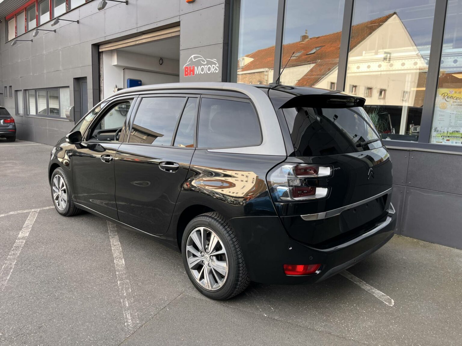 Véhicule occasion BH Motors