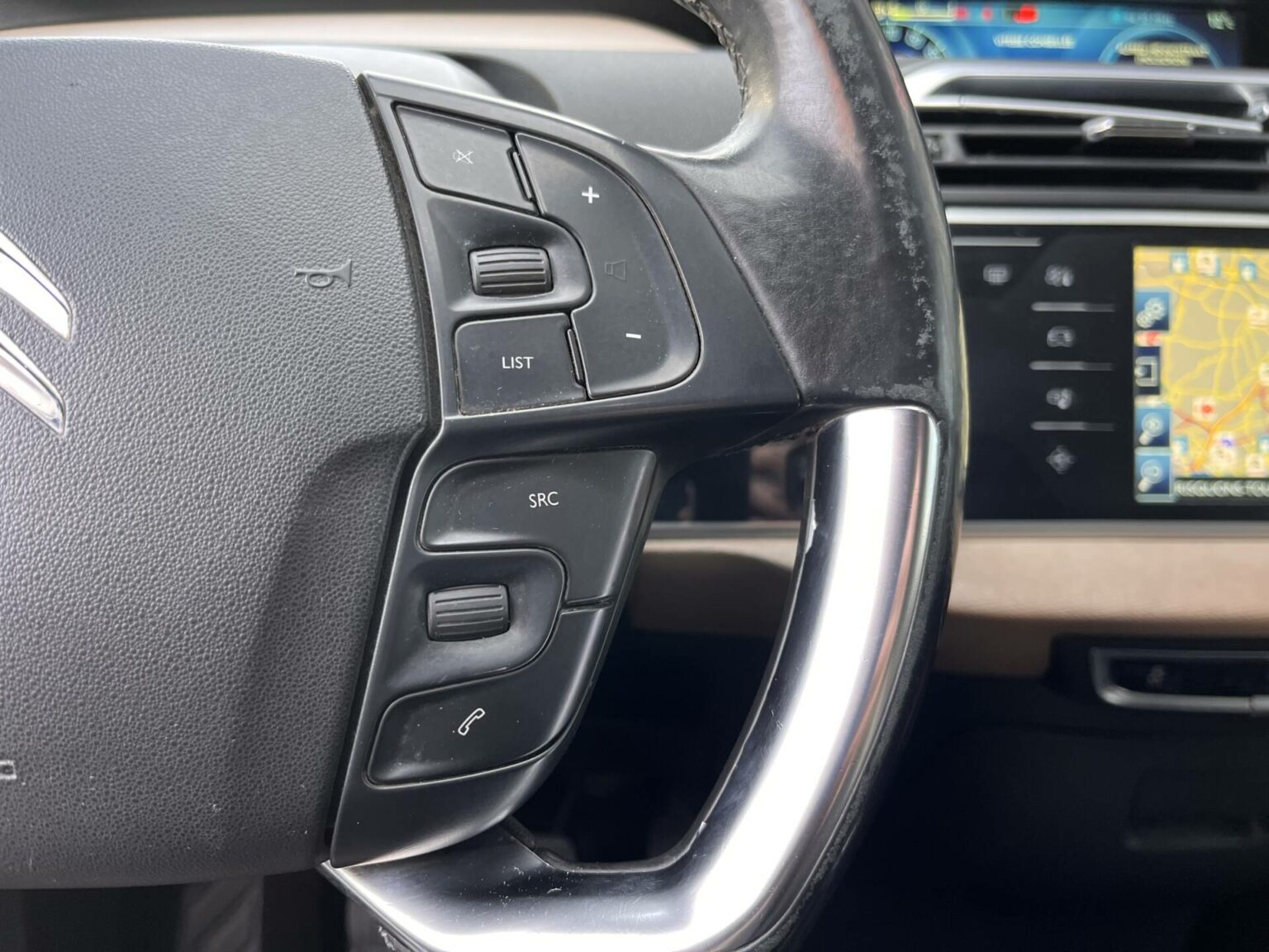 Véhicule occasion BH Motors