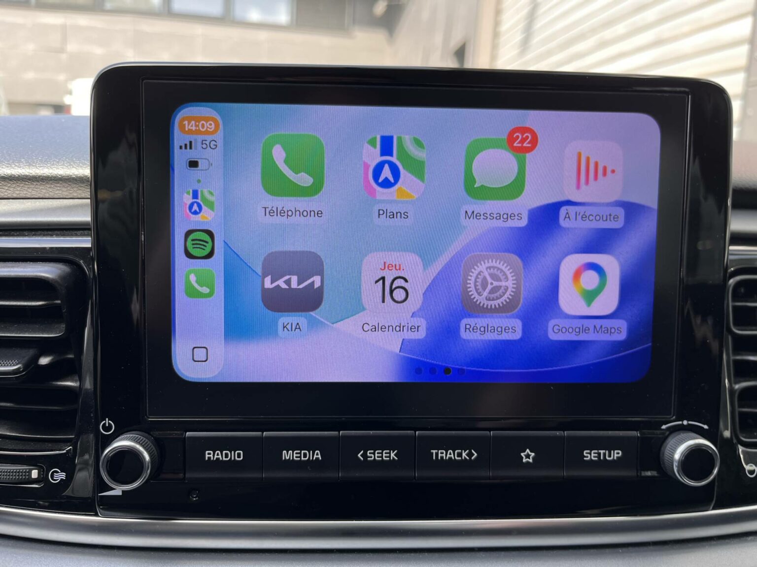 Véhicule occasion BH Motors