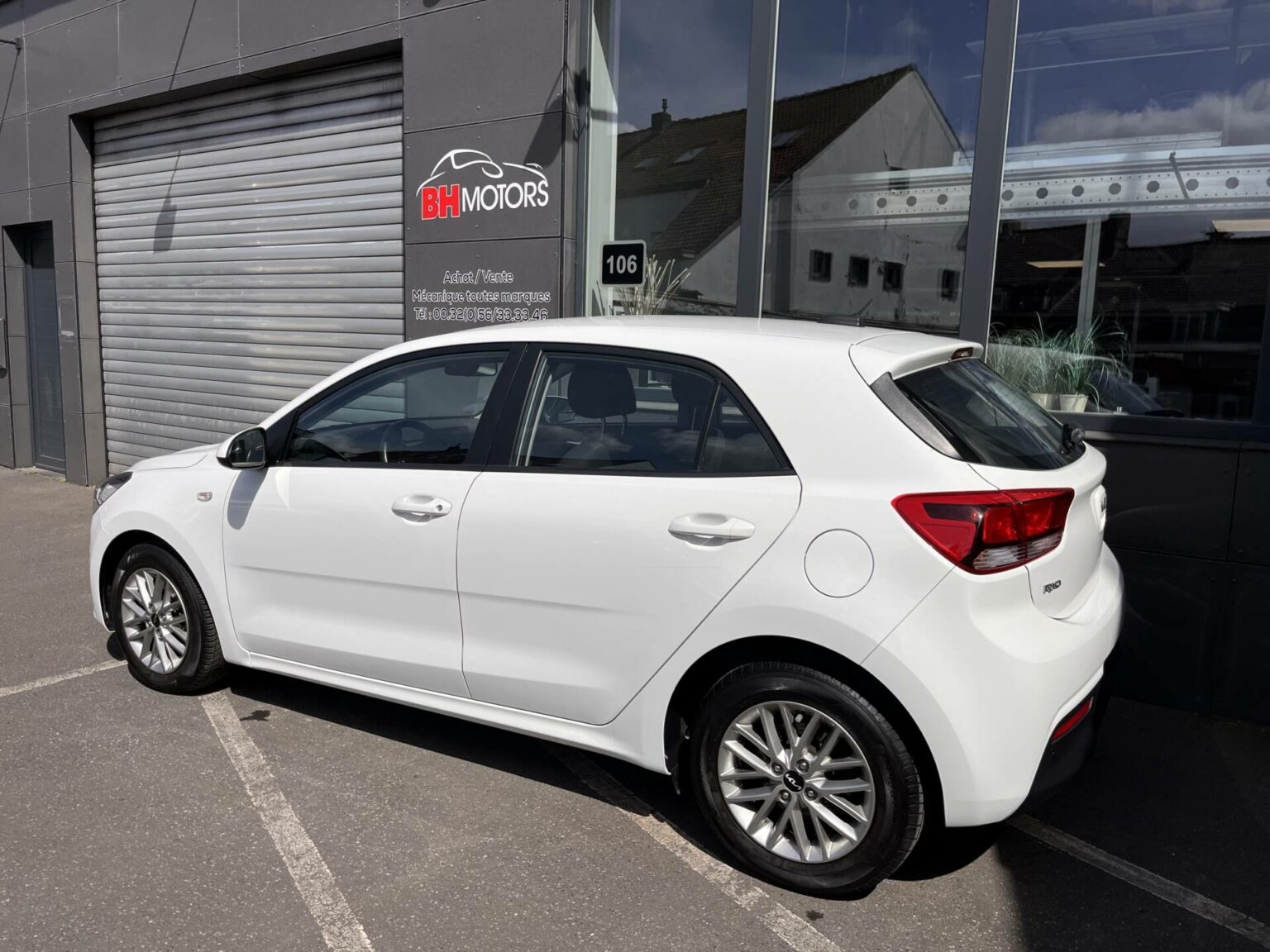 Véhicule occasion BH Motors