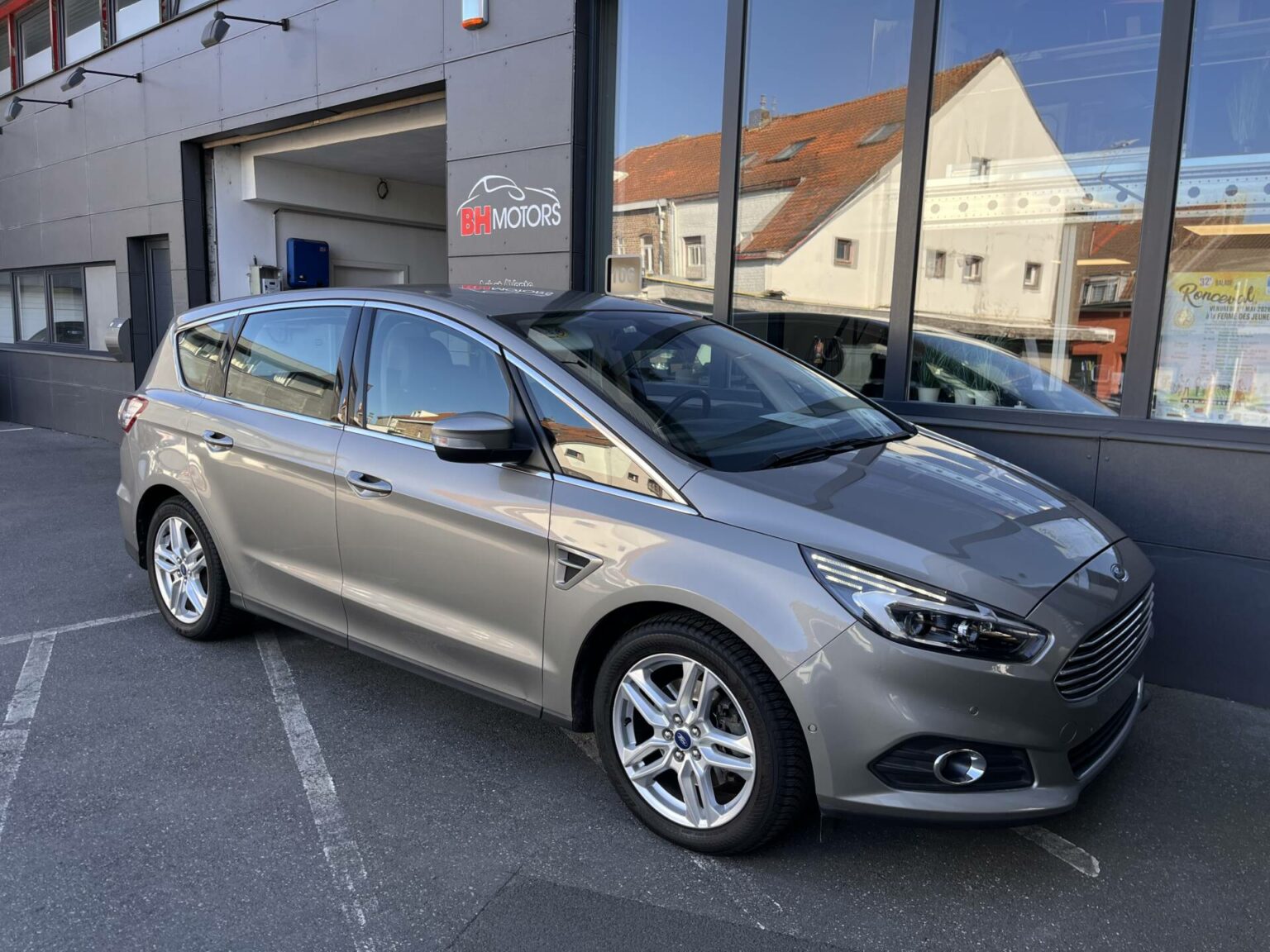 Véhicule occasion BH Motors