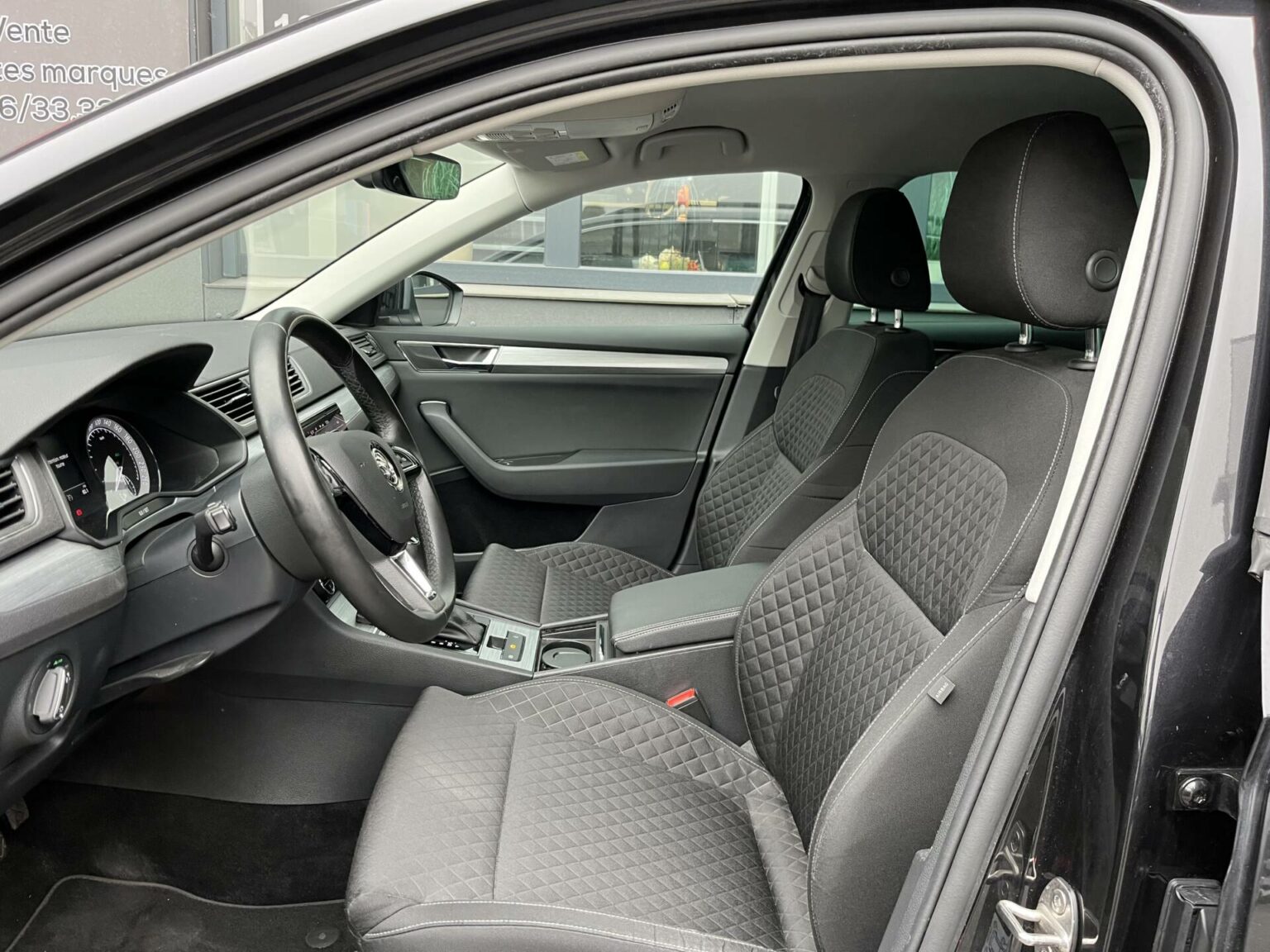 Véhicule occasion BH Motors