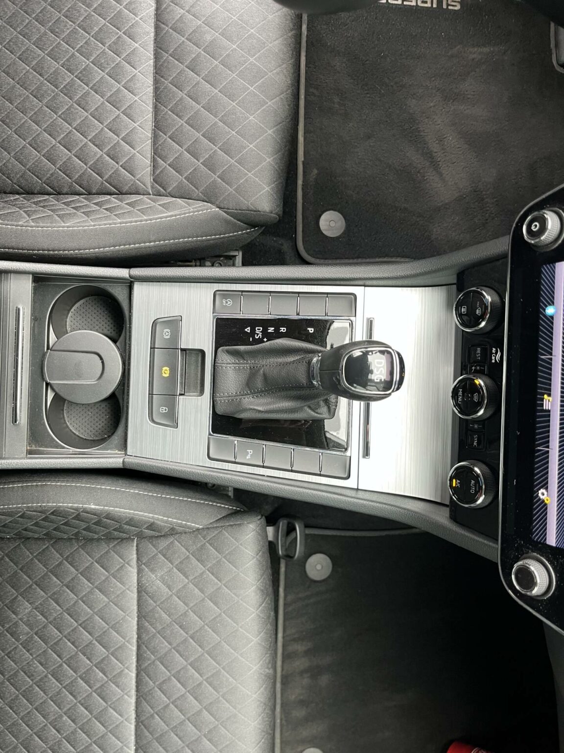 Véhicule occasion BH Motors