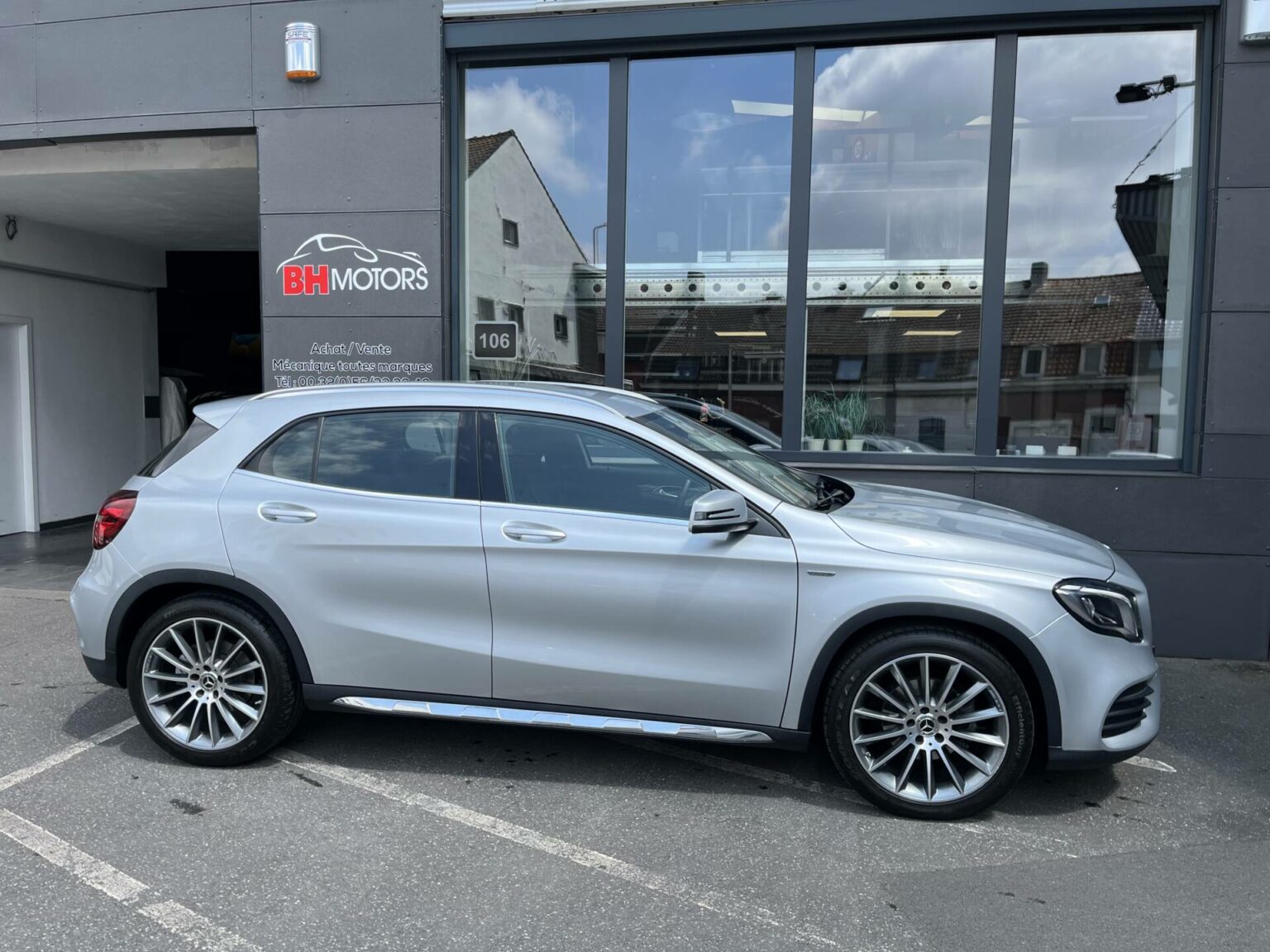 Véhicule occasion BH Motors