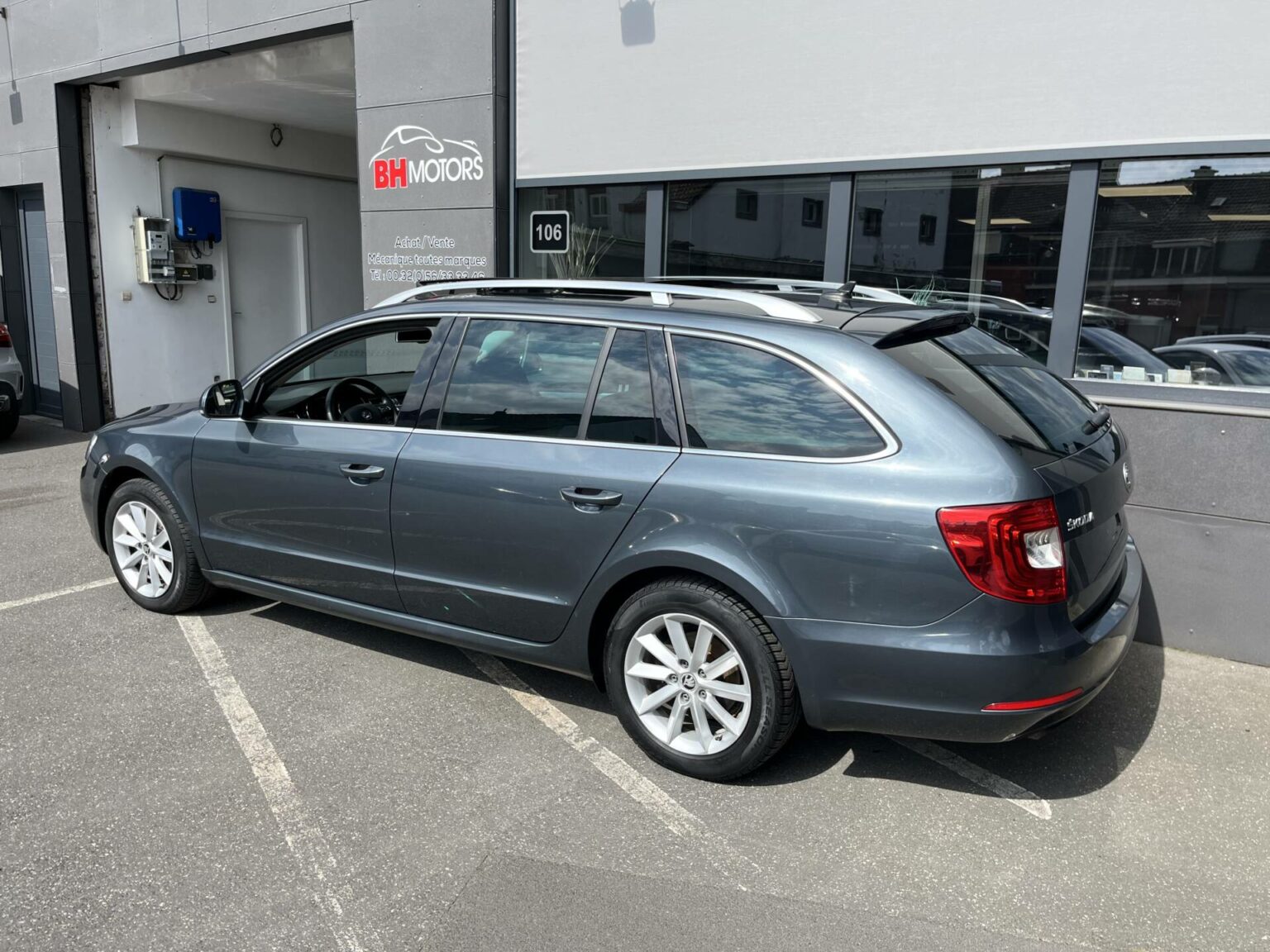 Véhicule occasion BH Motors