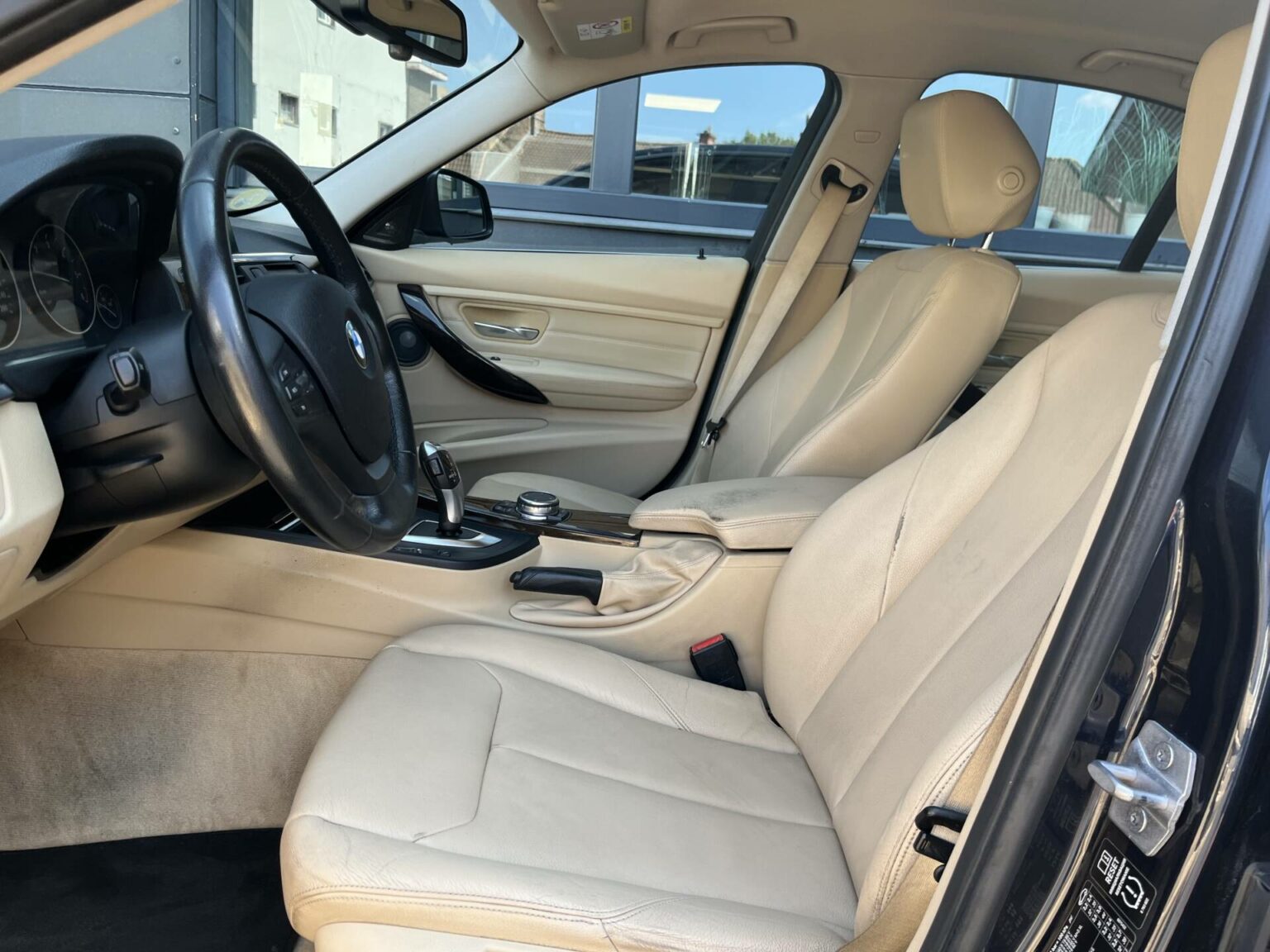 Véhicule occasion BH Motors