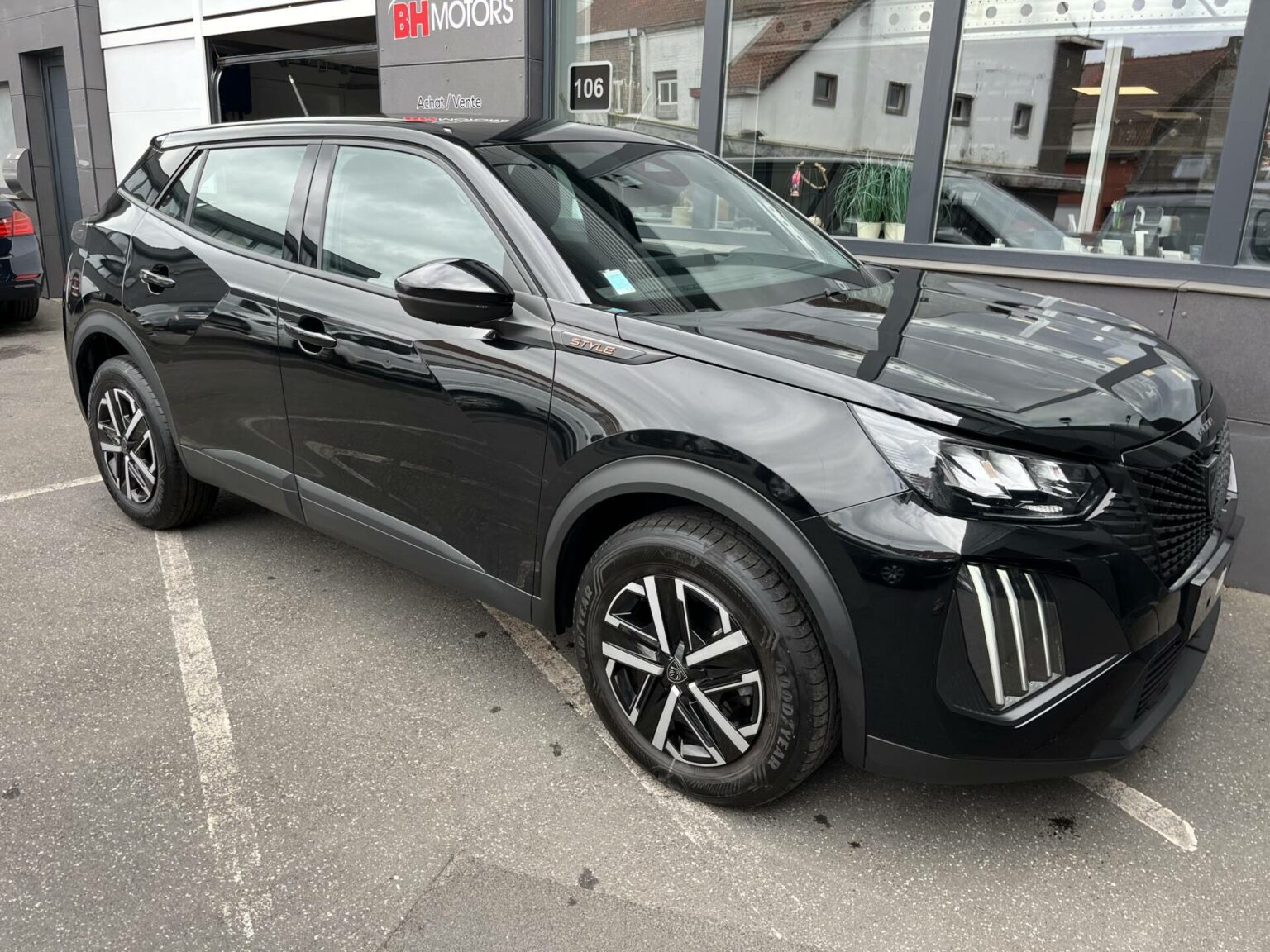 Véhicule occasion BH Motors