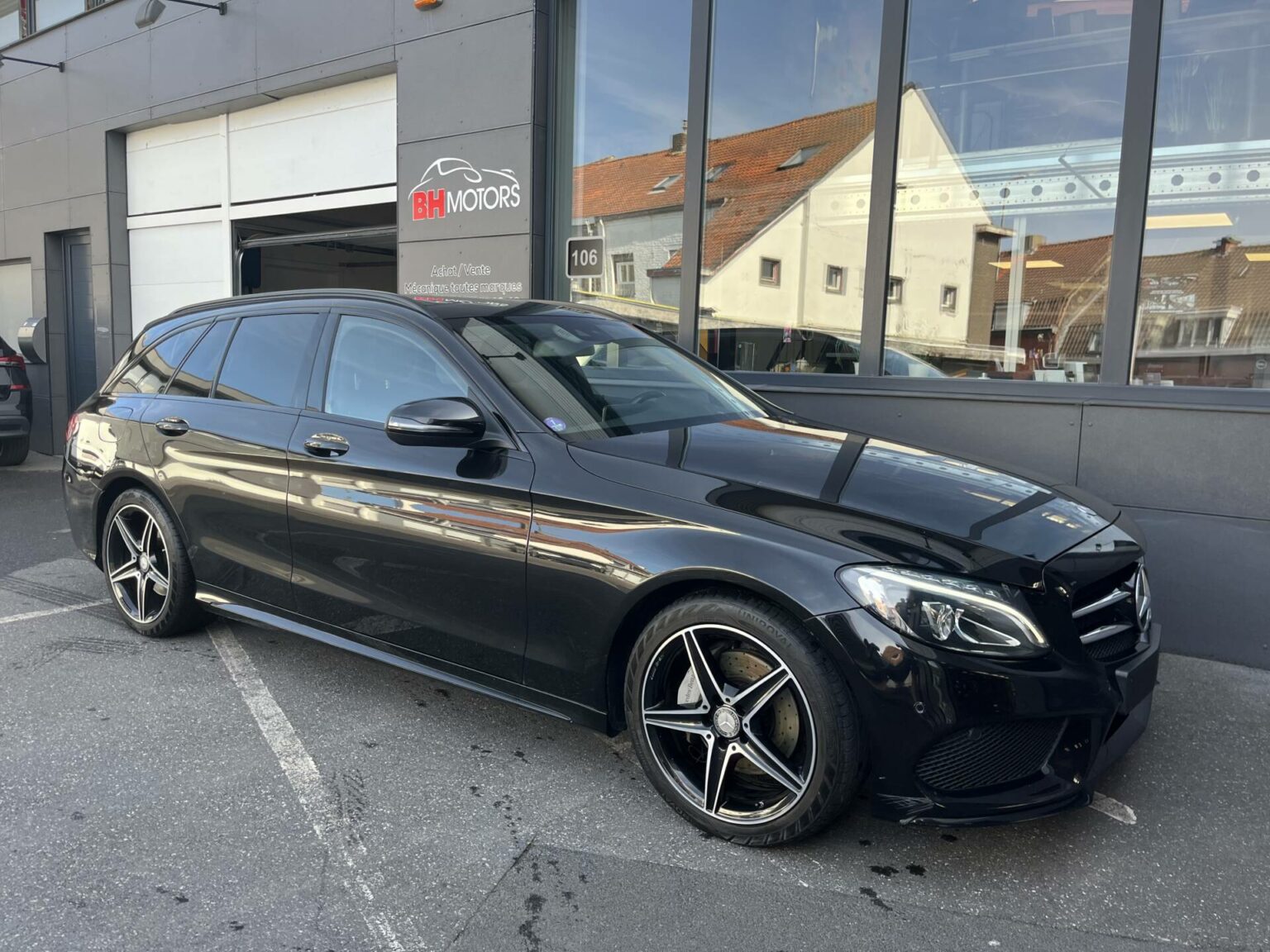 Véhicule occasion BH Motors