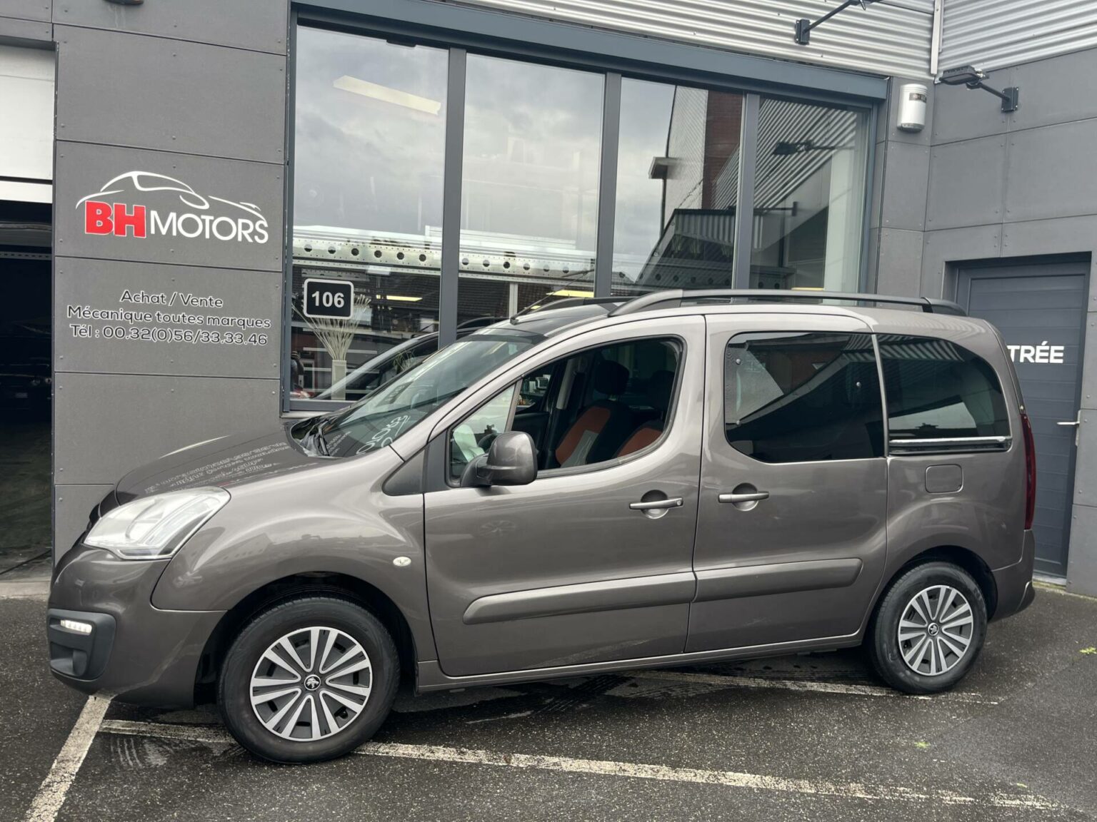 Véhicule occasion BH Motors
