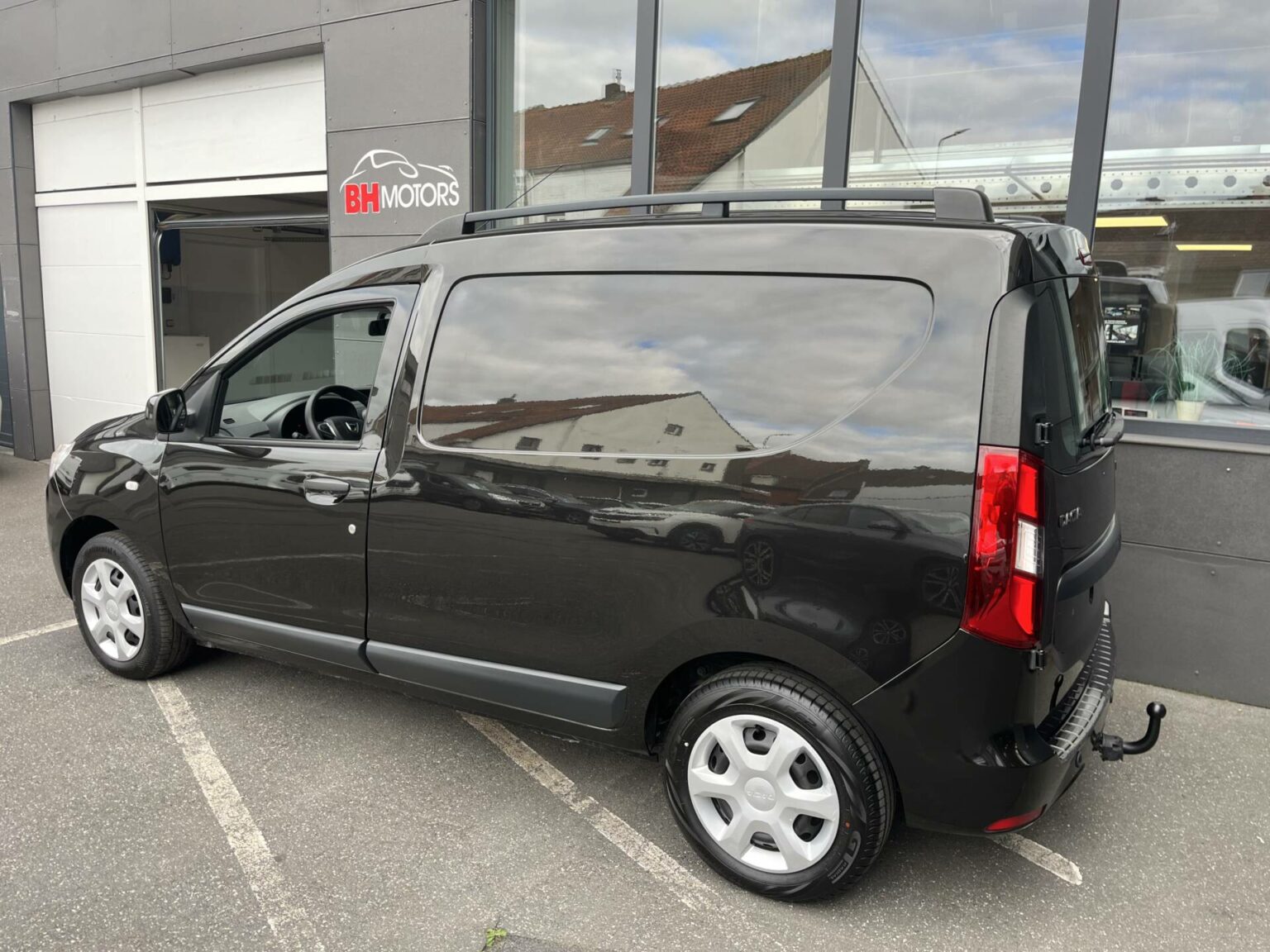 Véhicule occasion BH Motors